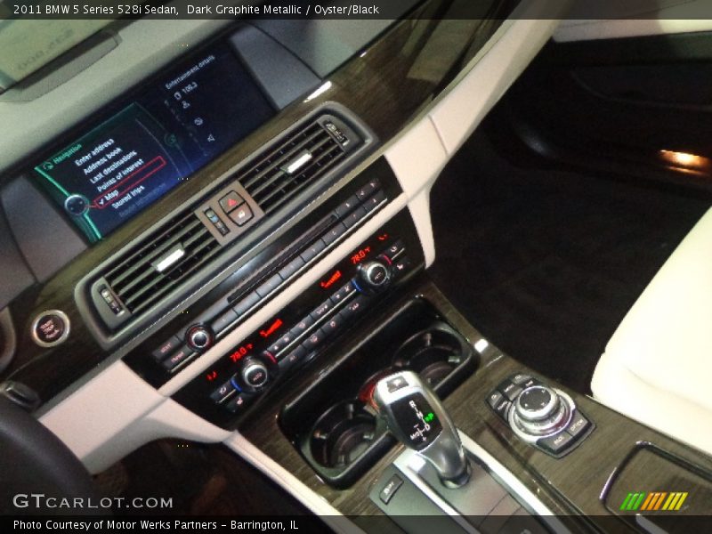 Dark Graphite Metallic / Oyster/Black 2011 BMW 5 Series 528i Sedan