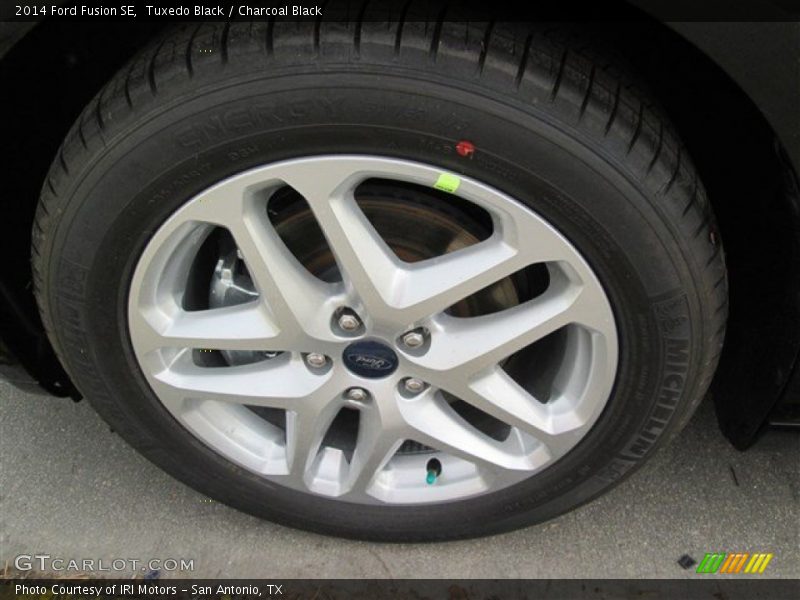 Tuxedo Black / Charcoal Black 2014 Ford Fusion SE