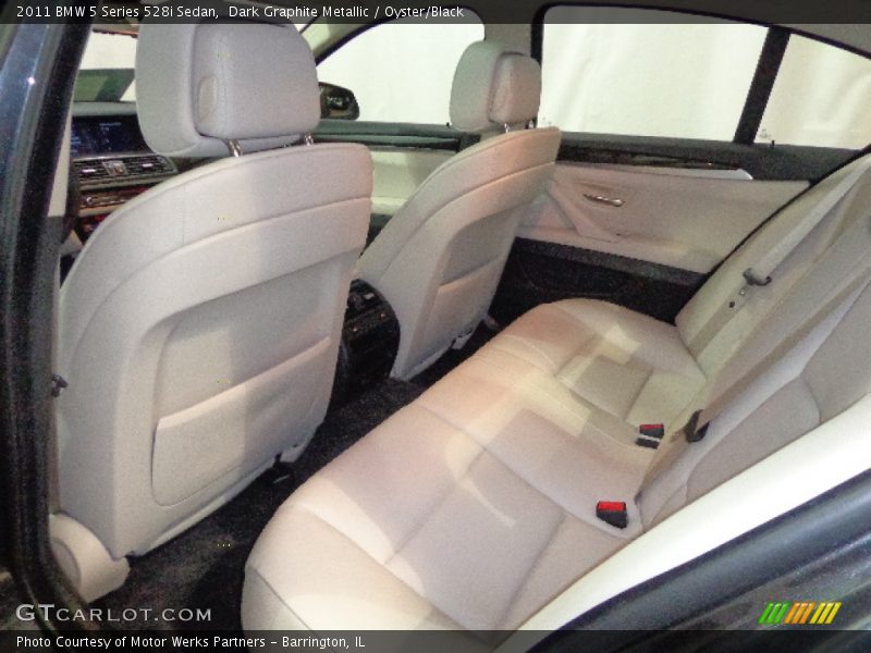 Dark Graphite Metallic / Oyster/Black 2011 BMW 5 Series 528i Sedan