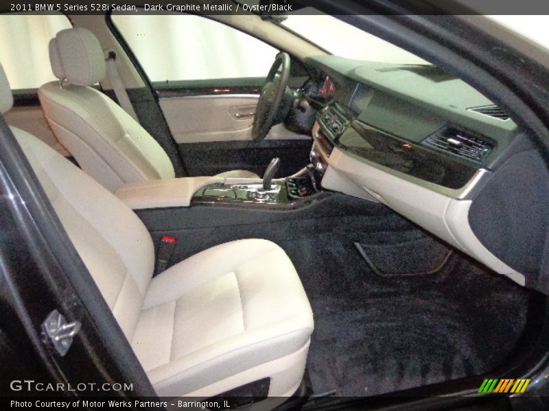 Dark Graphite Metallic / Oyster/Black 2011 BMW 5 Series 528i Sedan