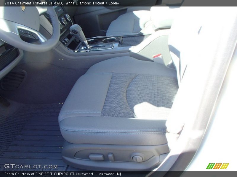 White Diamond Tricoat / Ebony 2014 Chevrolet Traverse LT AWD