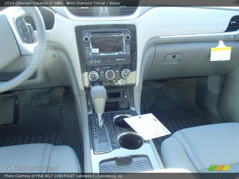 White Diamond Tricoat / Ebony 2014 Chevrolet Traverse LT AWD
