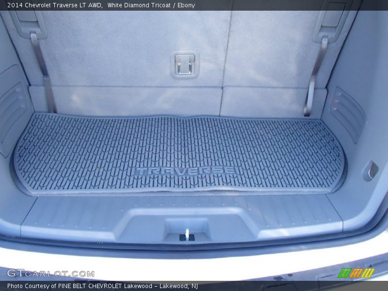 White Diamond Tricoat / Ebony 2014 Chevrolet Traverse LT AWD