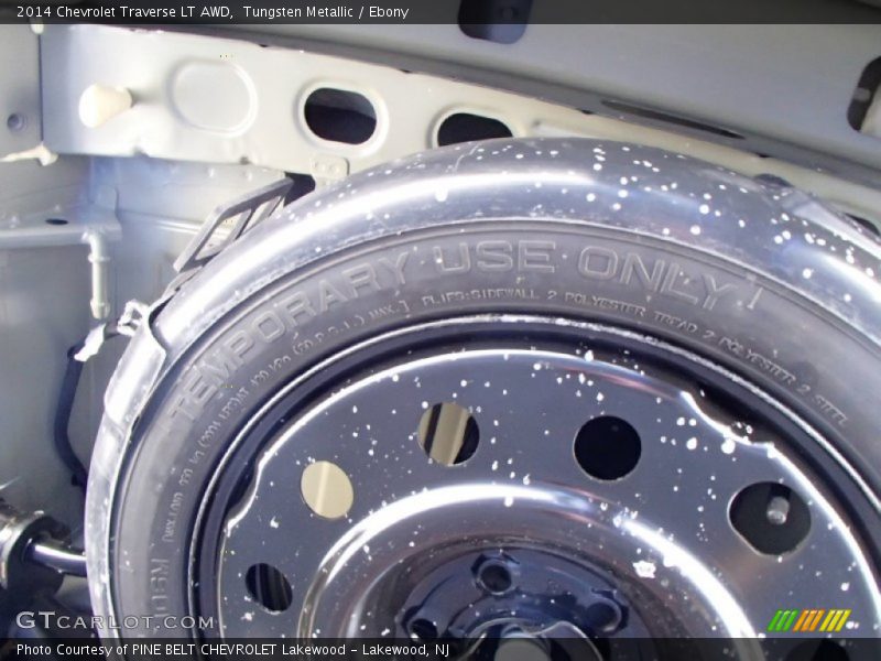 Tungsten Metallic / Ebony 2014 Chevrolet Traverse LT AWD