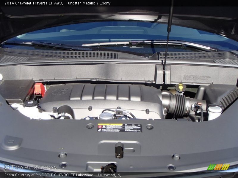 Tungsten Metallic / Ebony 2014 Chevrolet Traverse LT AWD