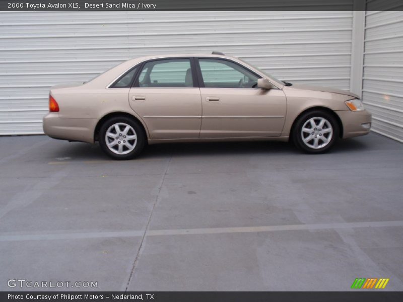 Desert Sand Mica / Ivory 2000 Toyota Avalon XLS