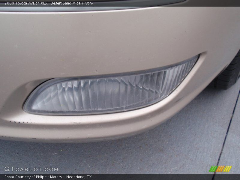 Desert Sand Mica / Ivory 2000 Toyota Avalon XLS
