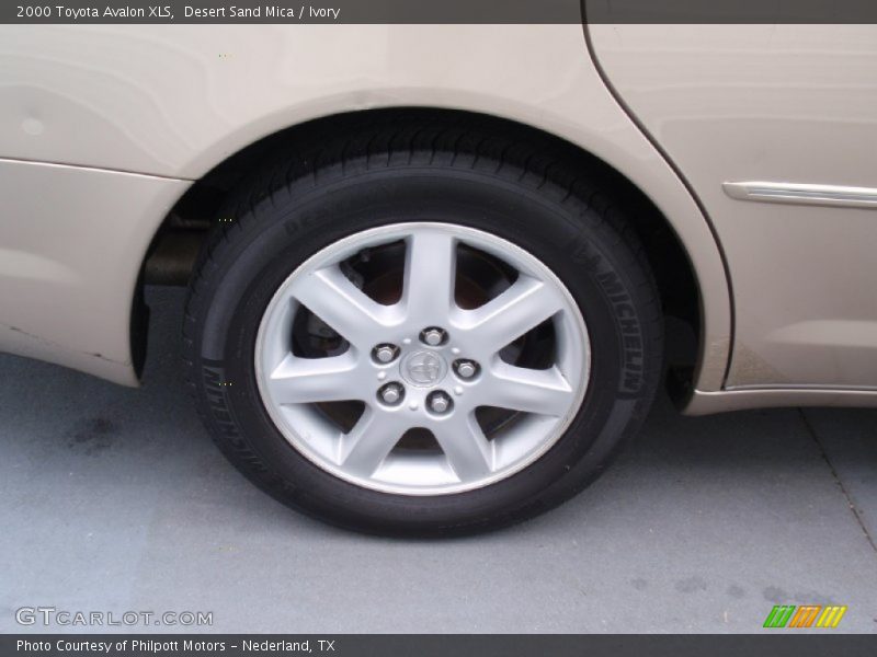 Desert Sand Mica / Ivory 2000 Toyota Avalon XLS