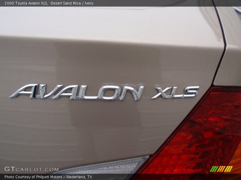 Desert Sand Mica / Ivory 2000 Toyota Avalon XLS