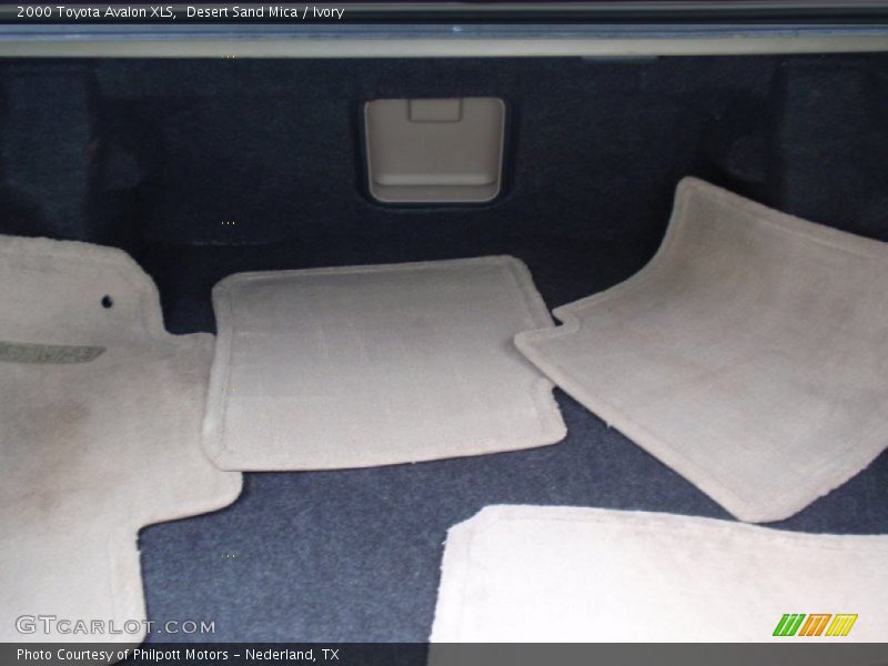 Desert Sand Mica / Ivory 2000 Toyota Avalon XLS