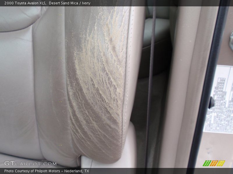 Desert Sand Mica / Ivory 2000 Toyota Avalon XLS