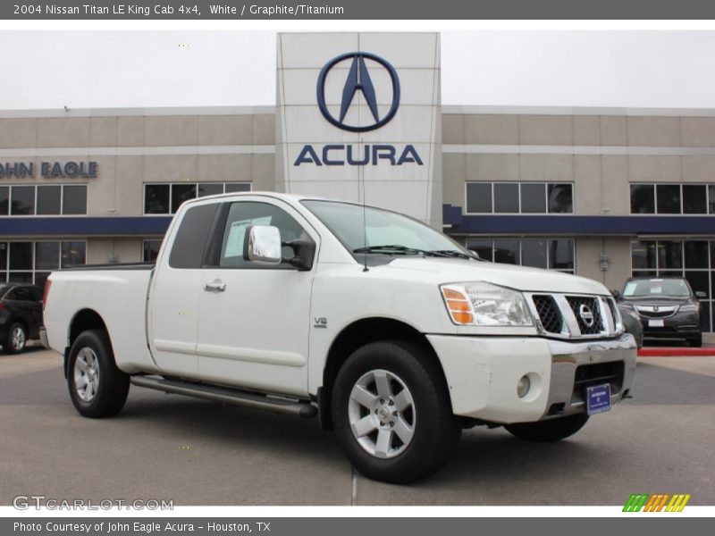 White / Graphite/Titanium 2004 Nissan Titan LE King Cab 4x4