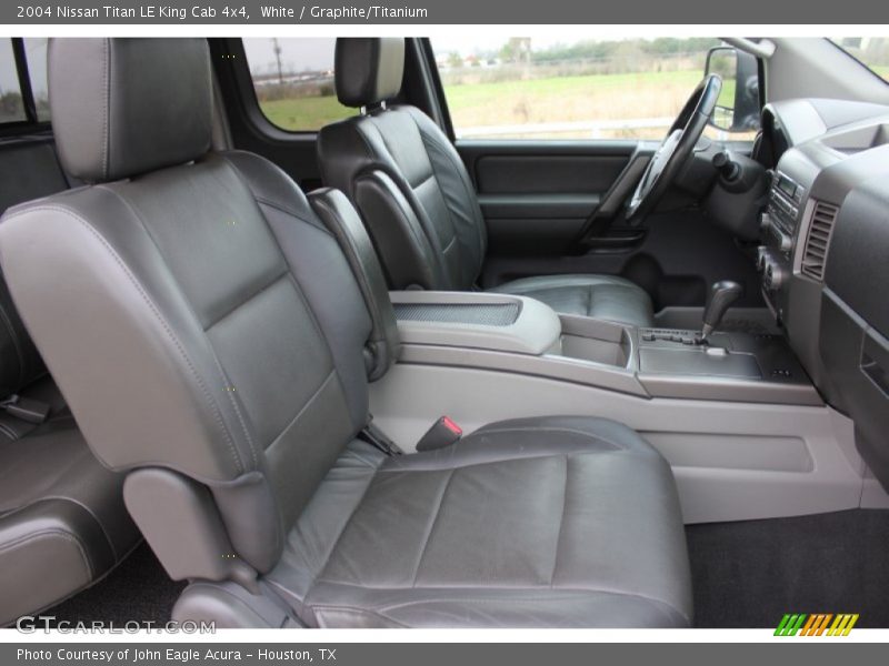 White / Graphite/Titanium 2004 Nissan Titan LE King Cab 4x4