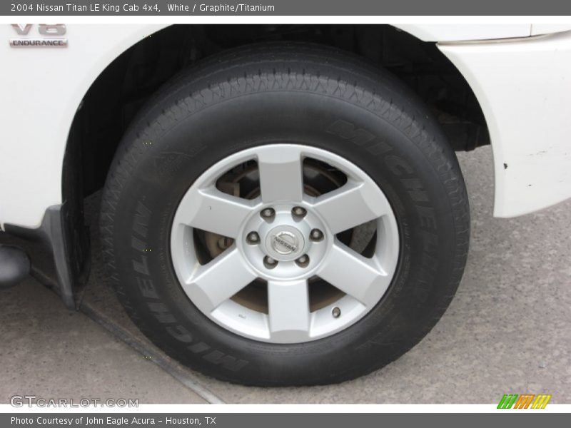 White / Graphite/Titanium 2004 Nissan Titan LE King Cab 4x4