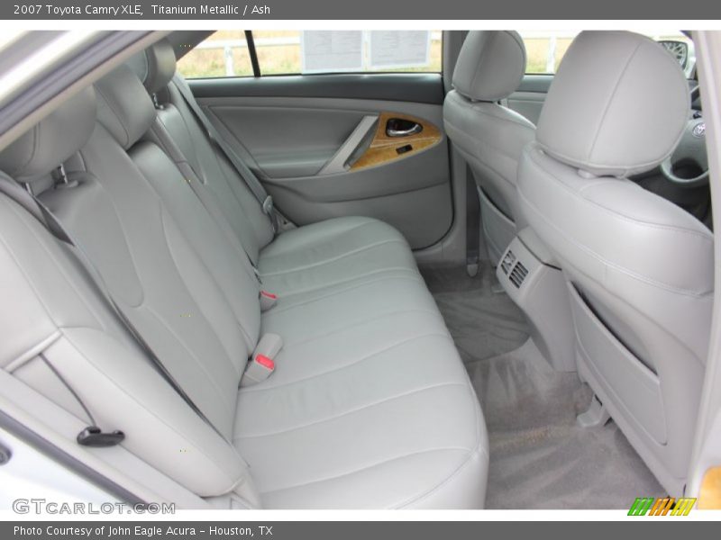 Titanium Metallic / Ash 2007 Toyota Camry XLE