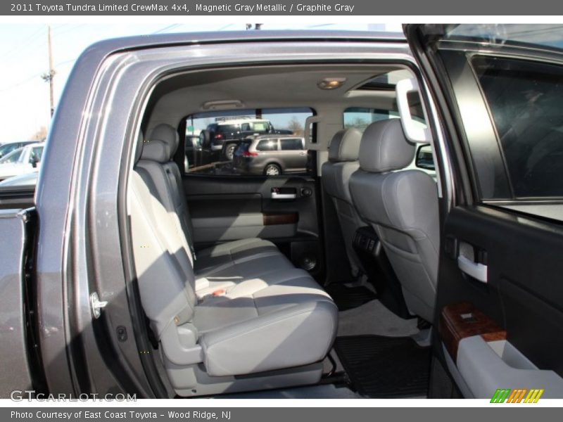 Magnetic Gray Metallic / Graphite Gray 2011 Toyota Tundra Limited CrewMax 4x4