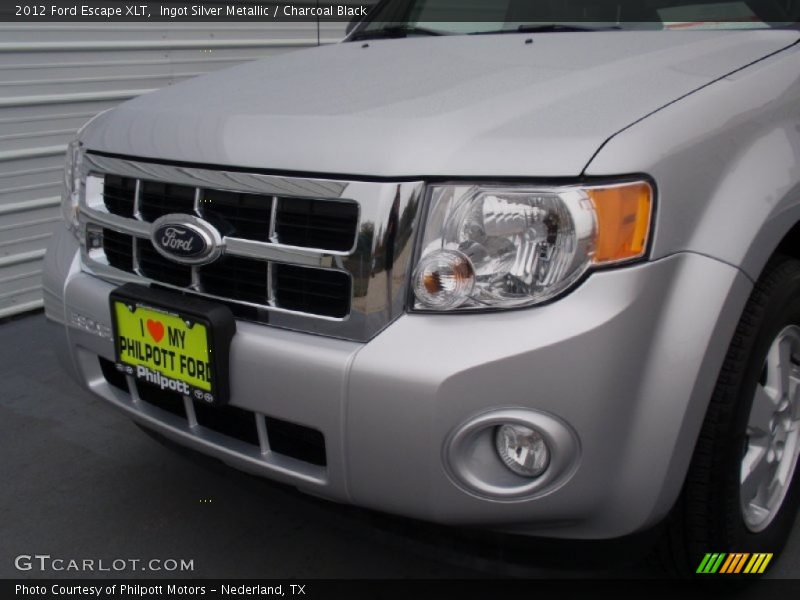 Ingot Silver Metallic / Charcoal Black 2012 Ford Escape XLT