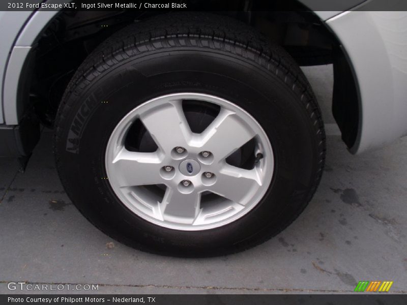 Ingot Silver Metallic / Charcoal Black 2012 Ford Escape XLT