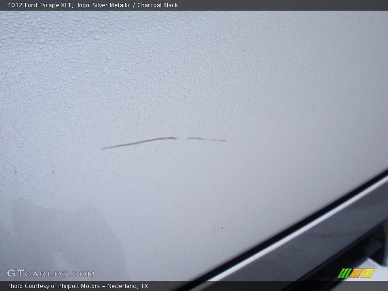 Ingot Silver Metallic / Charcoal Black 2012 Ford Escape XLT