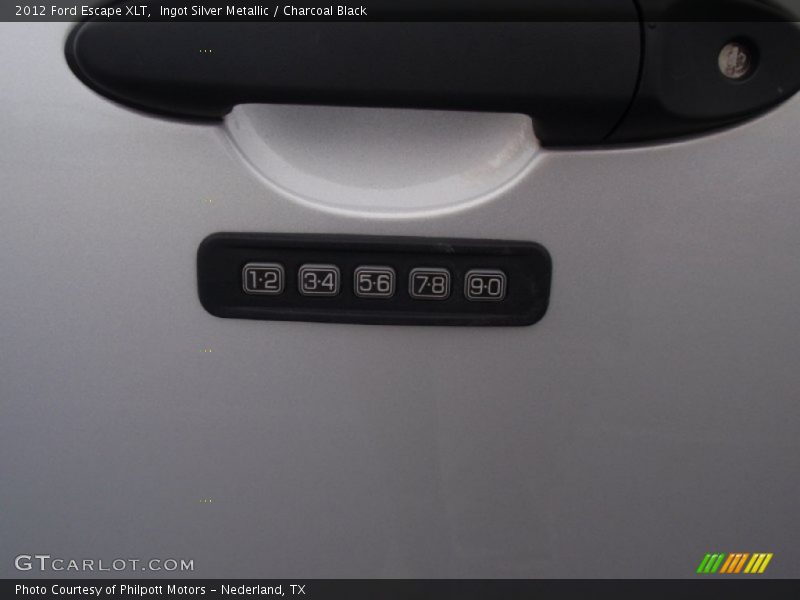 Ingot Silver Metallic / Charcoal Black 2012 Ford Escape XLT