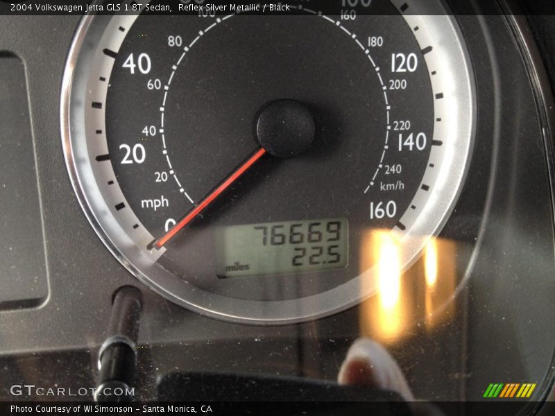 Reflex Silver Metallic / Black 2004 Volkswagen Jetta GLS 1.8T Sedan