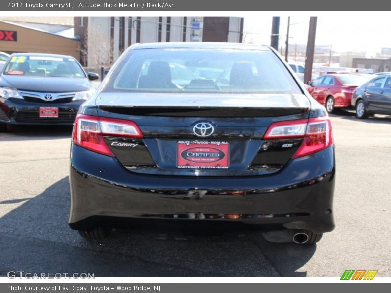 Attitude Black Metallic / Black/Ash 2012 Toyota Camry SE