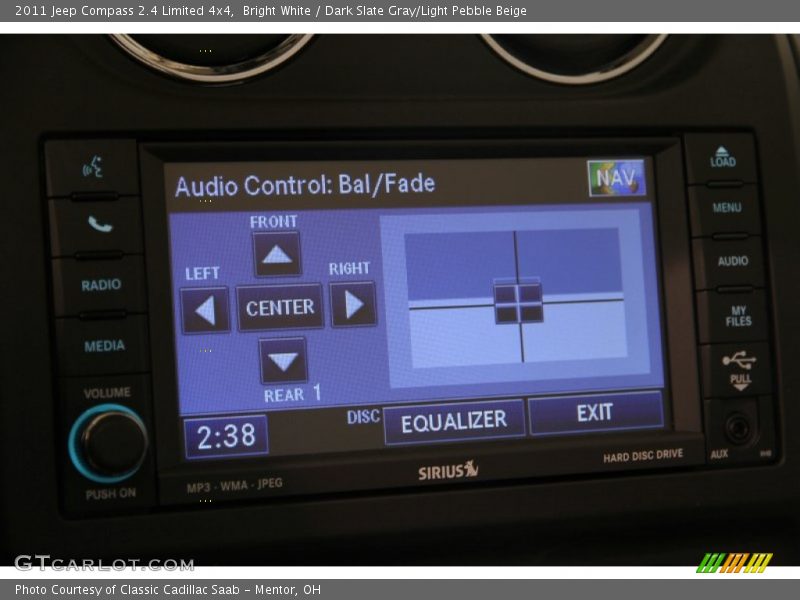 Bright White / Dark Slate Gray/Light Pebble Beige 2011 Jeep Compass 2.4 Limited 4x4