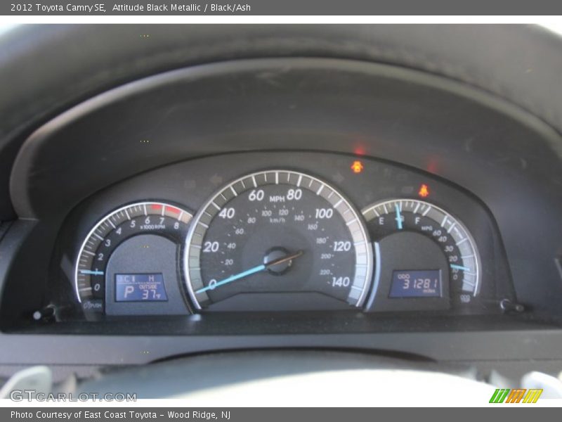 Attitude Black Metallic / Black/Ash 2012 Toyota Camry SE