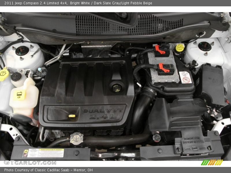 Bright White / Dark Slate Gray/Light Pebble Beige 2011 Jeep Compass 2.4 Limited 4x4