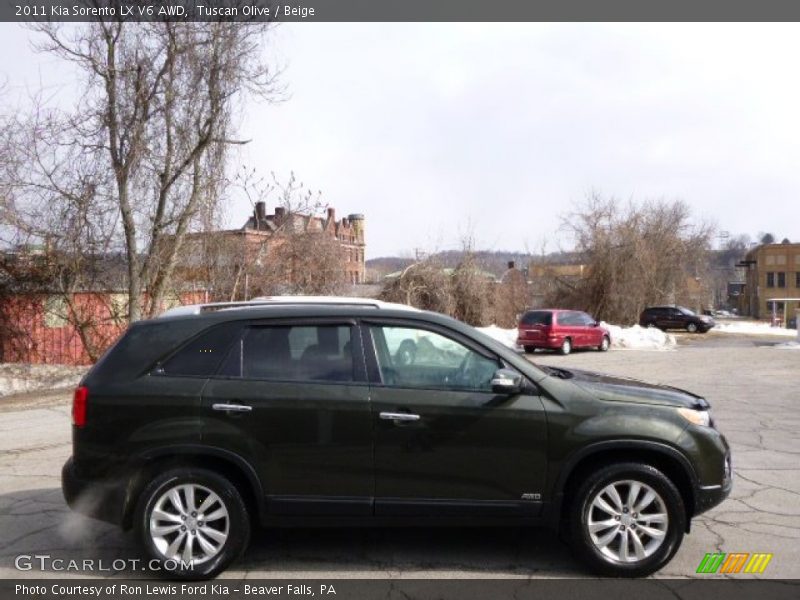 Tuscan Olive / Beige 2011 Kia Sorento LX V6 AWD