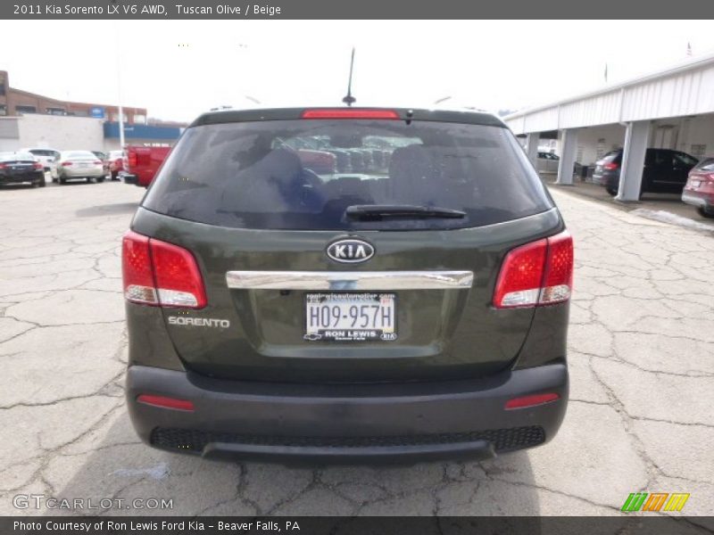 Tuscan Olive / Beige 2011 Kia Sorento LX V6 AWD