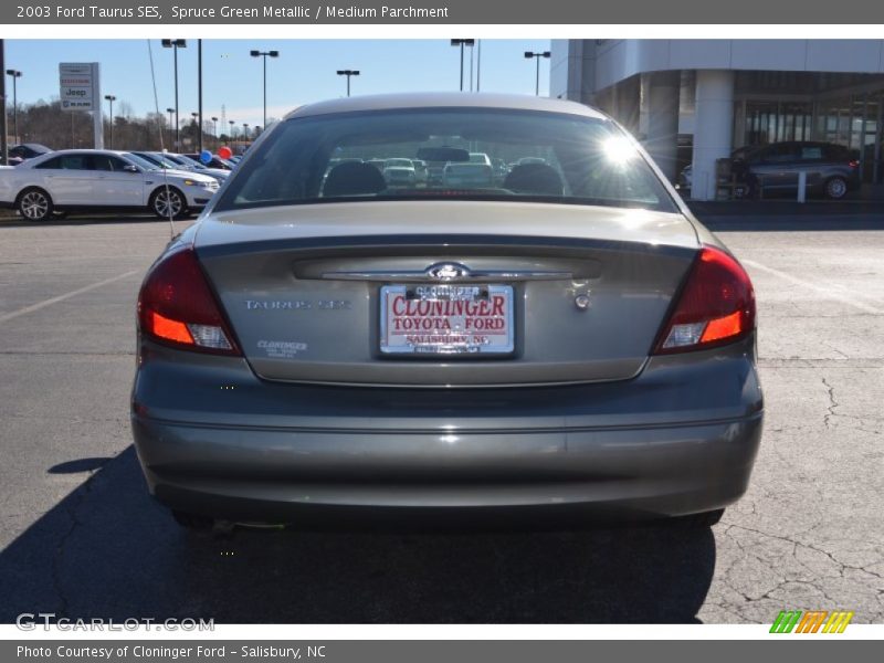 Spruce Green Metallic / Medium Parchment 2003 Ford Taurus SES