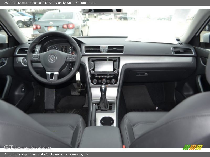 Candy White / Titan Black 2014 Volkswagen Passat TDI SE