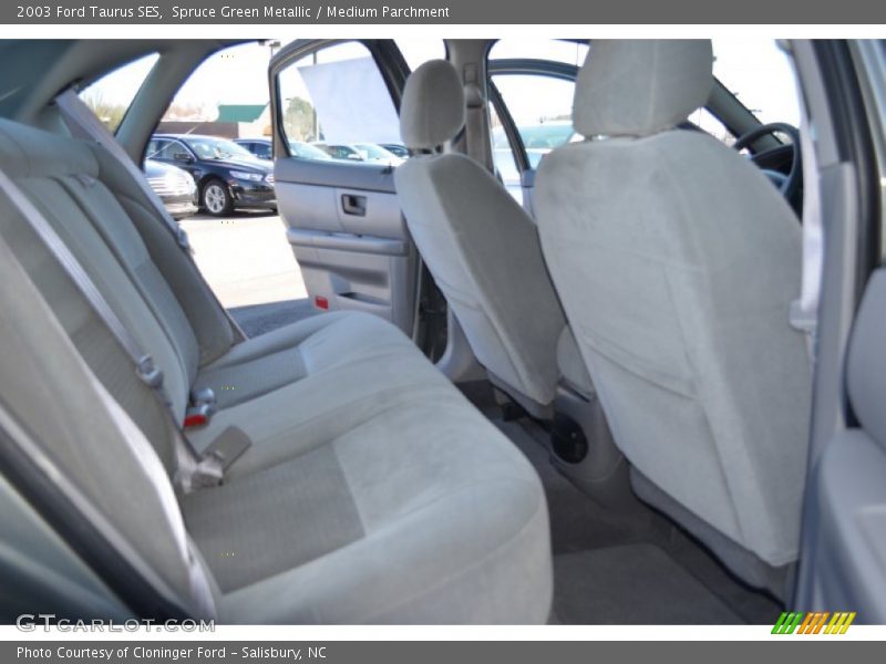 Spruce Green Metallic / Medium Parchment 2003 Ford Taurus SES