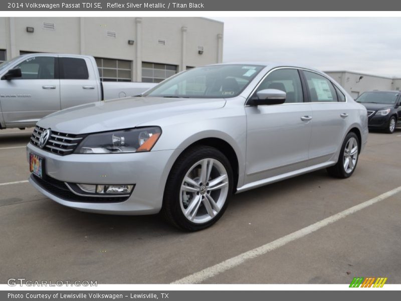 Reflex Silver Metallic / Titan Black 2014 Volkswagen Passat TDI SE
