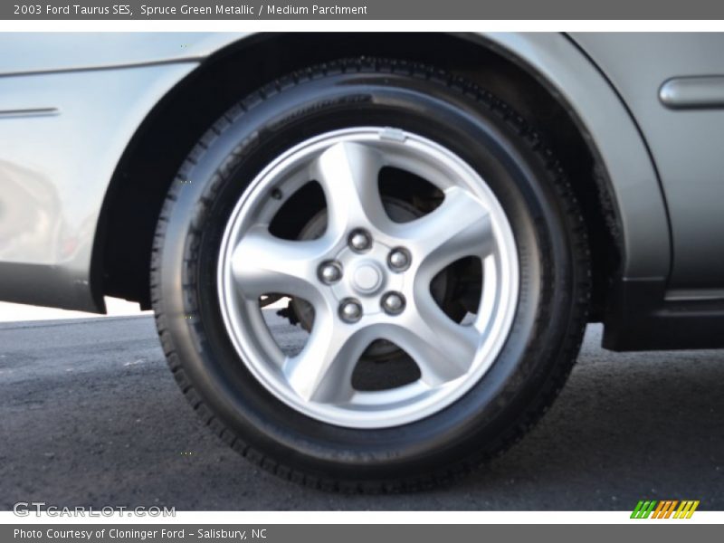 Spruce Green Metallic / Medium Parchment 2003 Ford Taurus SES