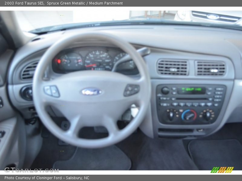Spruce Green Metallic / Medium Parchment 2003 Ford Taurus SES
