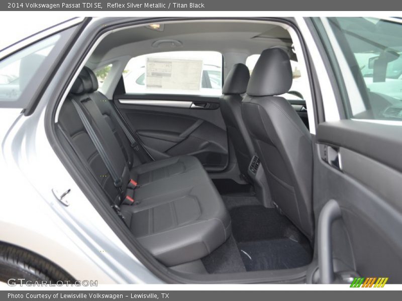 Reflex Silver Metallic / Titan Black 2014 Volkswagen Passat TDI SE