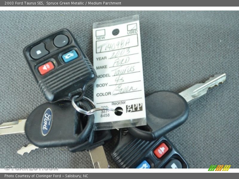 Spruce Green Metallic / Medium Parchment 2003 Ford Taurus SES