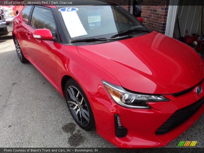 Absolutly Red / Dark Charcoal 2014 Scion tC