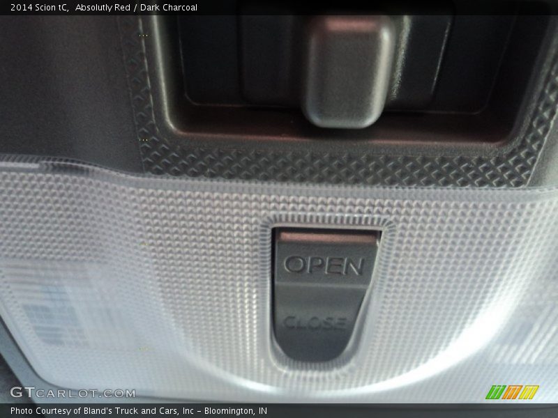 Absolutly Red / Dark Charcoal 2014 Scion tC
