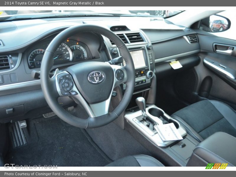 Magnetic Gray Metallic / Black 2014 Toyota Camry SE V6