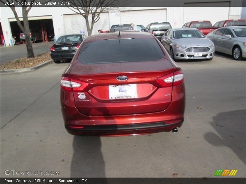 Sunset / Dune 2014 Ford Fusion SE