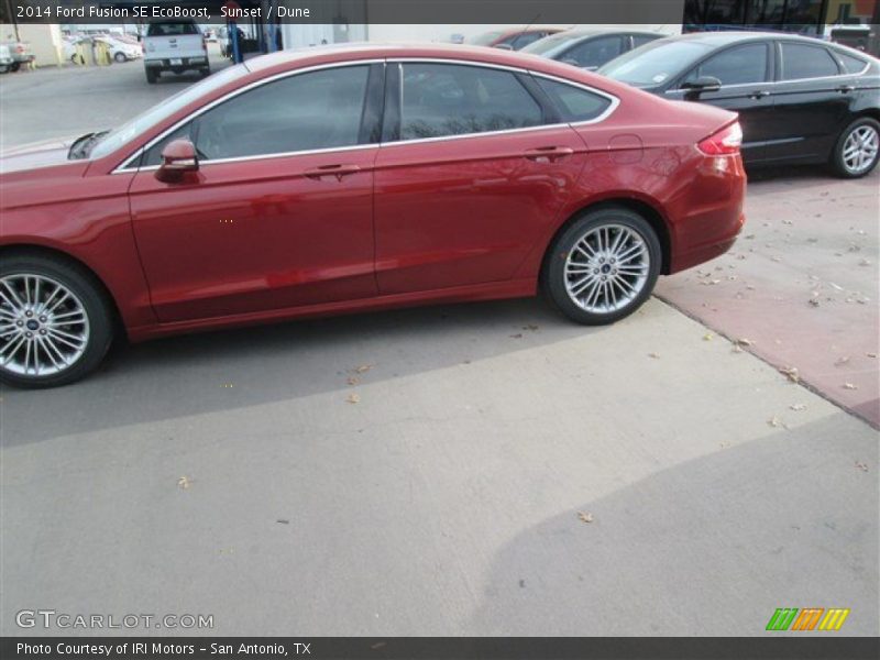 Sunset / Dune 2014 Ford Fusion SE EcoBoost