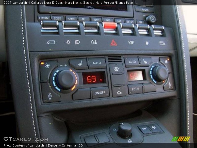 Controls of 2007 Gallardo Nera E-Gear
