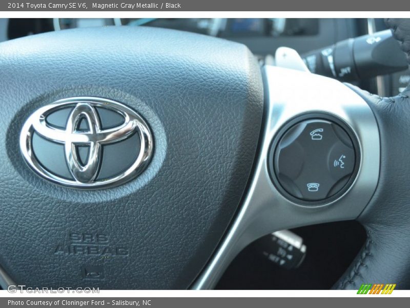 Magnetic Gray Metallic / Black 2014 Toyota Camry SE V6