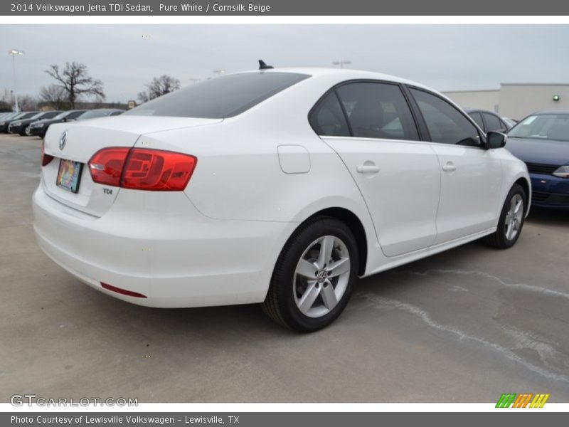Pure White / Cornsilk Beige 2014 Volkswagen Jetta TDI Sedan
