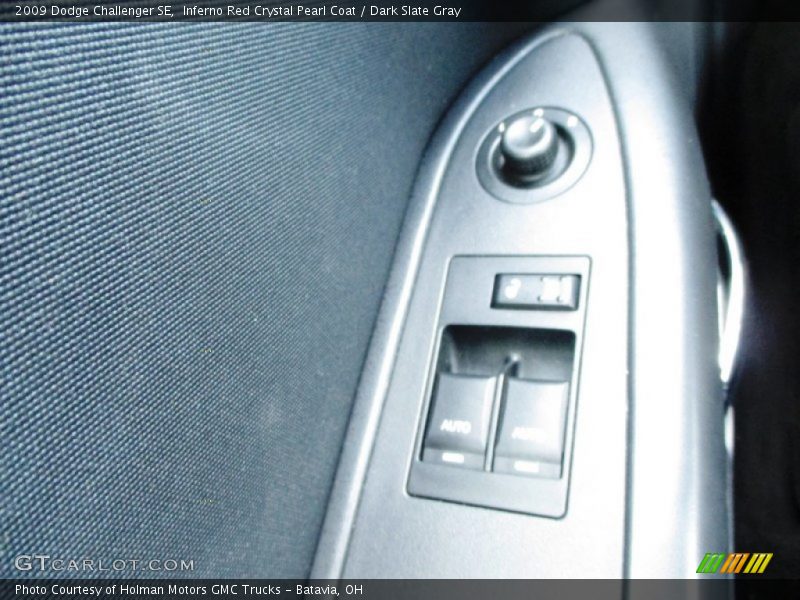 Inferno Red Crystal Pearl Coat / Dark Slate Gray 2009 Dodge Challenger SE