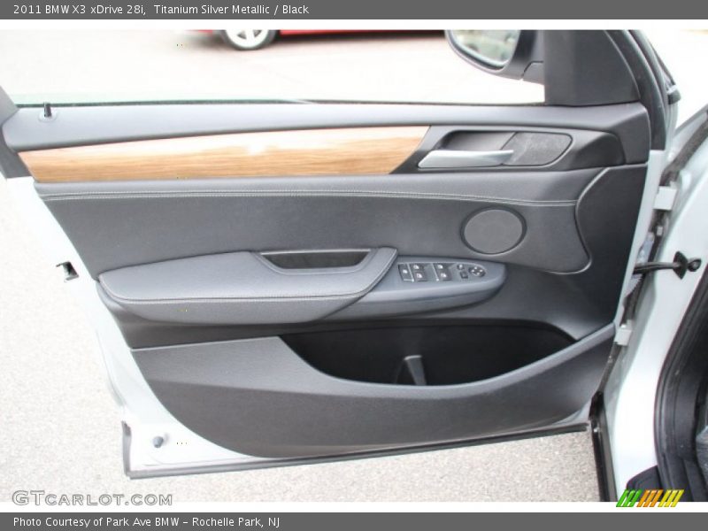 Titanium Silver Metallic / Black 2011 BMW X3 xDrive 28i