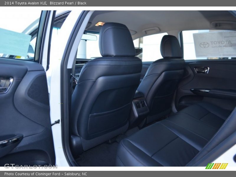 Blizzard Pearl / Black 2014 Toyota Avalon XLE
